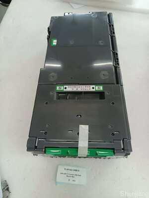 Cassetta doppia per riciclo contante Hitachi UR-T con conteggio automatico delle banconote ed elevata capacità di contante per ATM SR7500