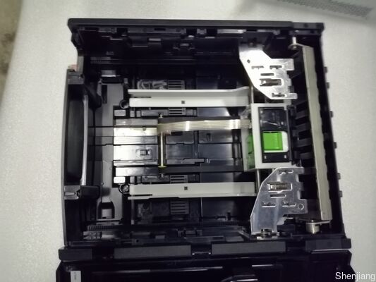 Al dettaglio parti di macchine bancomat Wincor Cash Cassette 1750178754