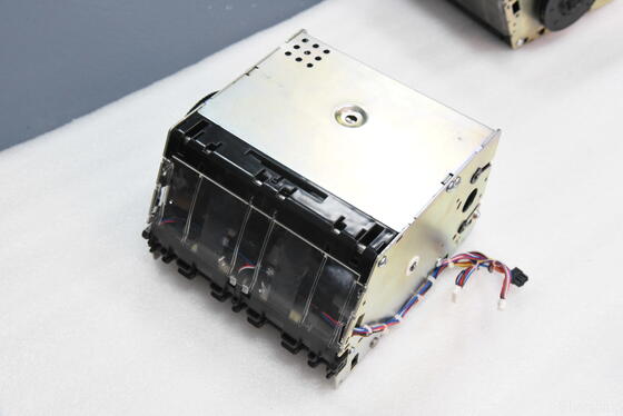 Nuovo Diebold ATM Parts 1750291701 ATM Machine Parts Diebold Nixdorf DN200/250/450 ESC Reggiseno RM4 RM3